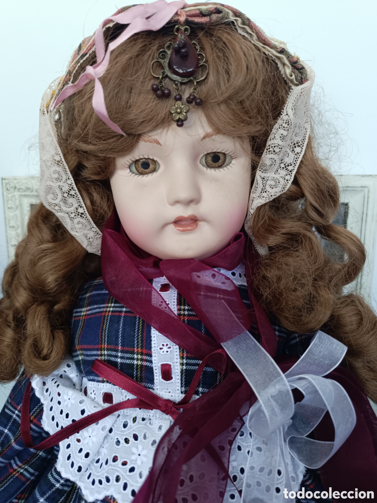 Mu&ntilde;ecas porcelana: Mu&ntilde;eca reproducci&oacute;n antigua de porcelana