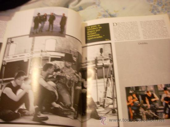 Cat&aacute;logos de m&uacute;sica: Libro U2 - Rattle & Hum. El libro oficial de la pel&iacute;cula de U2. - Foto 3