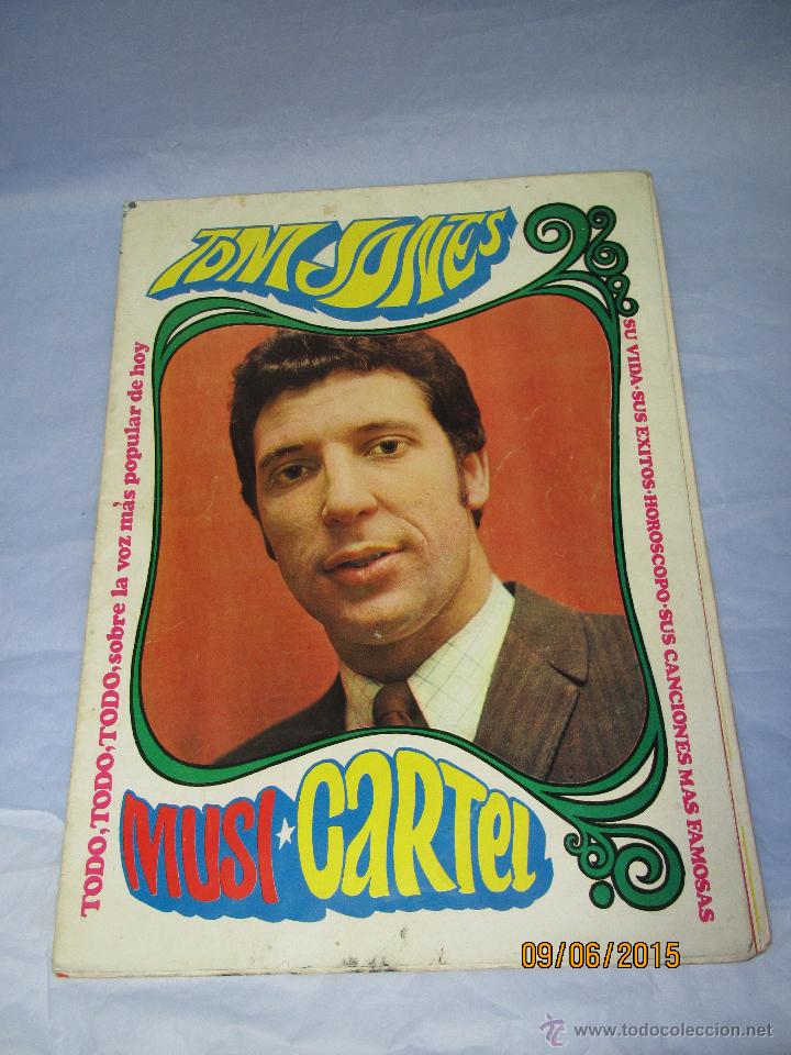 Catalogues de Musique: Antiguo Revista Desplegable MUSI CARTEL con TOM JONES del a&ntilde;o 1960s.