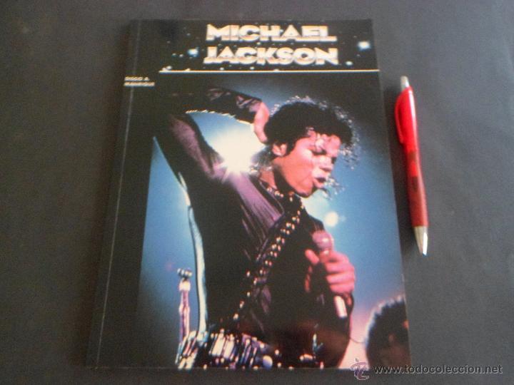 Cat&aacute;logos de M&uacute;sica: Michael Jackson - Editorial La M&aacute;scara - 1992 - Con POSTER ---  Autor: Diego A. Manrique