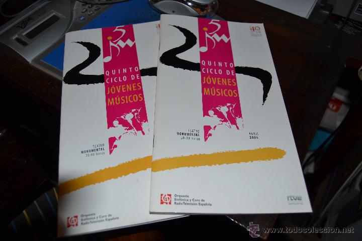 Catalogues de Musique: LOTE 2 PROGRAMAS ORQUESTA SINFONICA Y COROS RADIOTELEVISION ESPA&Ntilde;OLA  CICLO JOVENES MUSICOS 2005