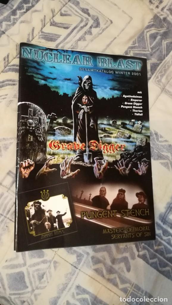 Cat&aacute;logos de M&uacute;sica: CAT&Aacute;LOGO- REVISTA NUCLEAR BLAST WINTER 2001 EN ALEM&Aacute;N (GRAVE DIGGER PORTADA)
