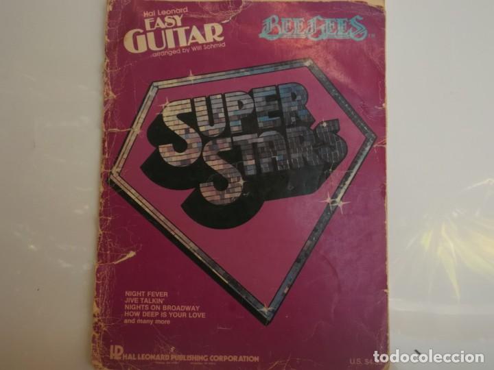 Cat&aacute;logos de M&uacute;sica: SUPER STAR-BEE GEES-EASY GUITAR-HAL LEONARD