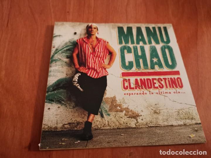Catalogues de Musique: LIBRETO O LIBRITO DEL CD MANU CHAO CLANDESTINO ESPERANDO LA &Uacute;LTIMA OLA