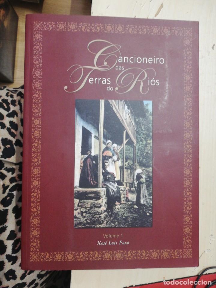Cat&aacute;logos de M&uacute;sica: CANCIONEIRO DAS TERRAS DO RI&Oacute;S. XOS&Eacute; LOIS FOXO. VOL.I - INCLUYE 2 CD + 1 DVD. 2007. 1&ordf; ED.