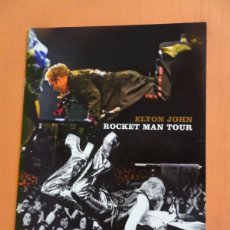 Catálogos de Música: REVISTA PUBLICITARIA , ELTON JOHN, ROCKET MAN TOUR, VER FOTOS. Lote 400563599