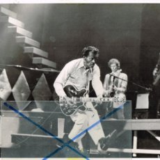 Catálogos de Música: 50/60´S CA. FOTOGRAFÍA ORIGINAL GENIO DEL ROCK ”CHUCK BERRY” CONCIERTO EN HOWARD THEATRE WASHINGTON