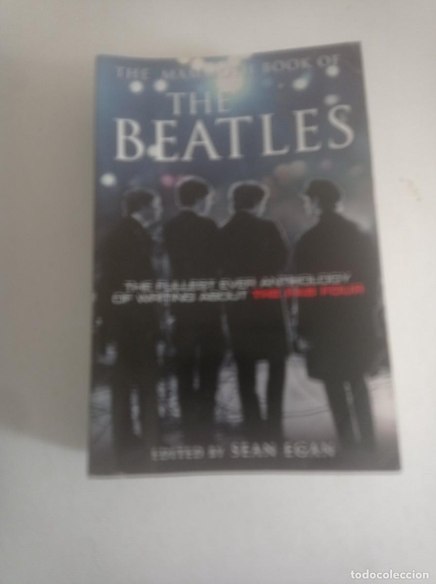 Cat&aacute;logos de m&uacute;sica: Antiguo libro The Beatles - Foto 1