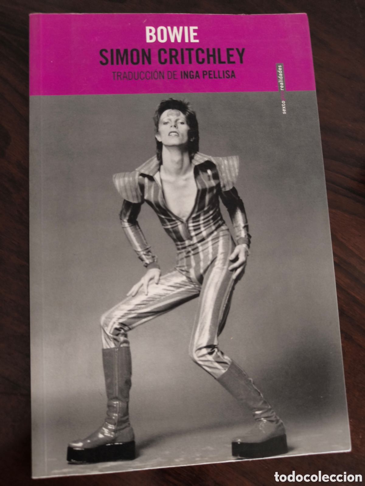 Cat&aacute;logos de m&uacute;sica: Libro Bowie. Simon Critchley. David Bowie - Foto 1