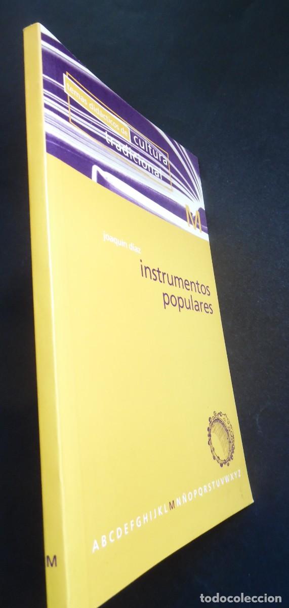 Cat&aacute;logos de M&uacute;sica: Instrumentos populares, por el cantautor Joaqu&iacute;n D&iacute;az. Del acorde&oacute;n a la zambomba