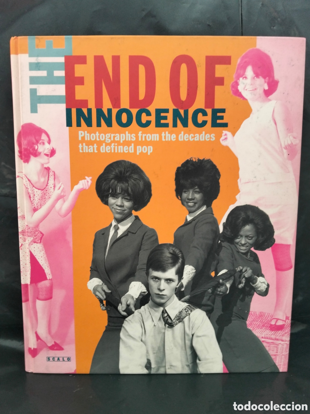 Cat&aacute;logos de m&uacute;sica: VV. AA. THE END OF INNOCENCE(PHOTOGRAPHS FROM DECADES THAT DEFINED POP) .SCALO