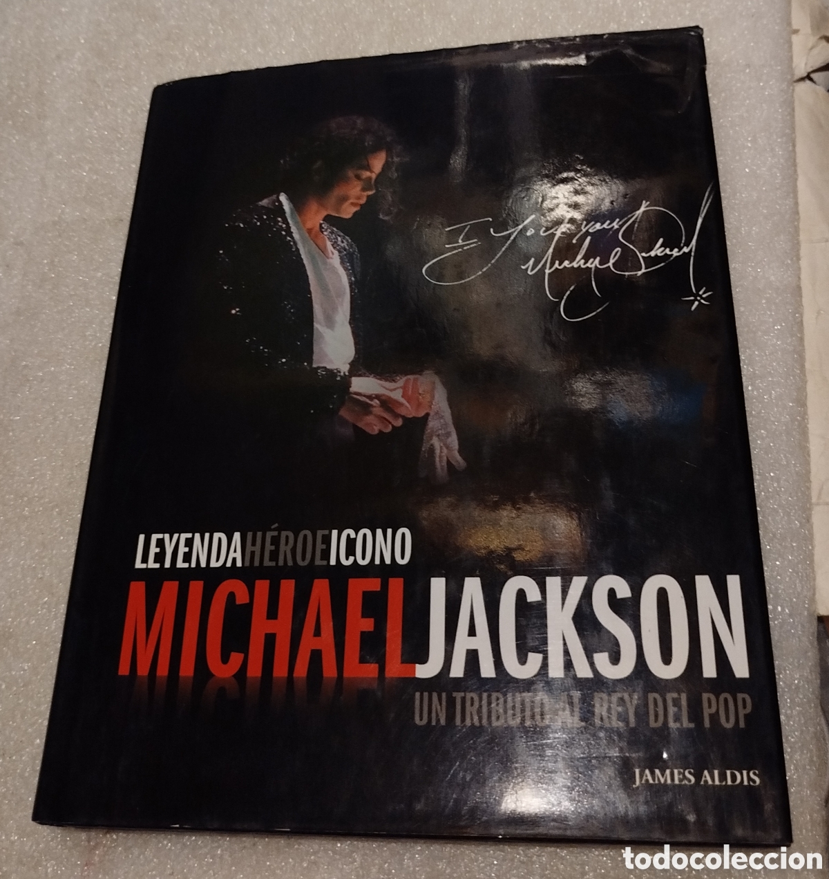 Cat&aacute;logos de m&uacute;sica: Michael Jackson Leyenda H&eacute;roe Icono - James Aldis