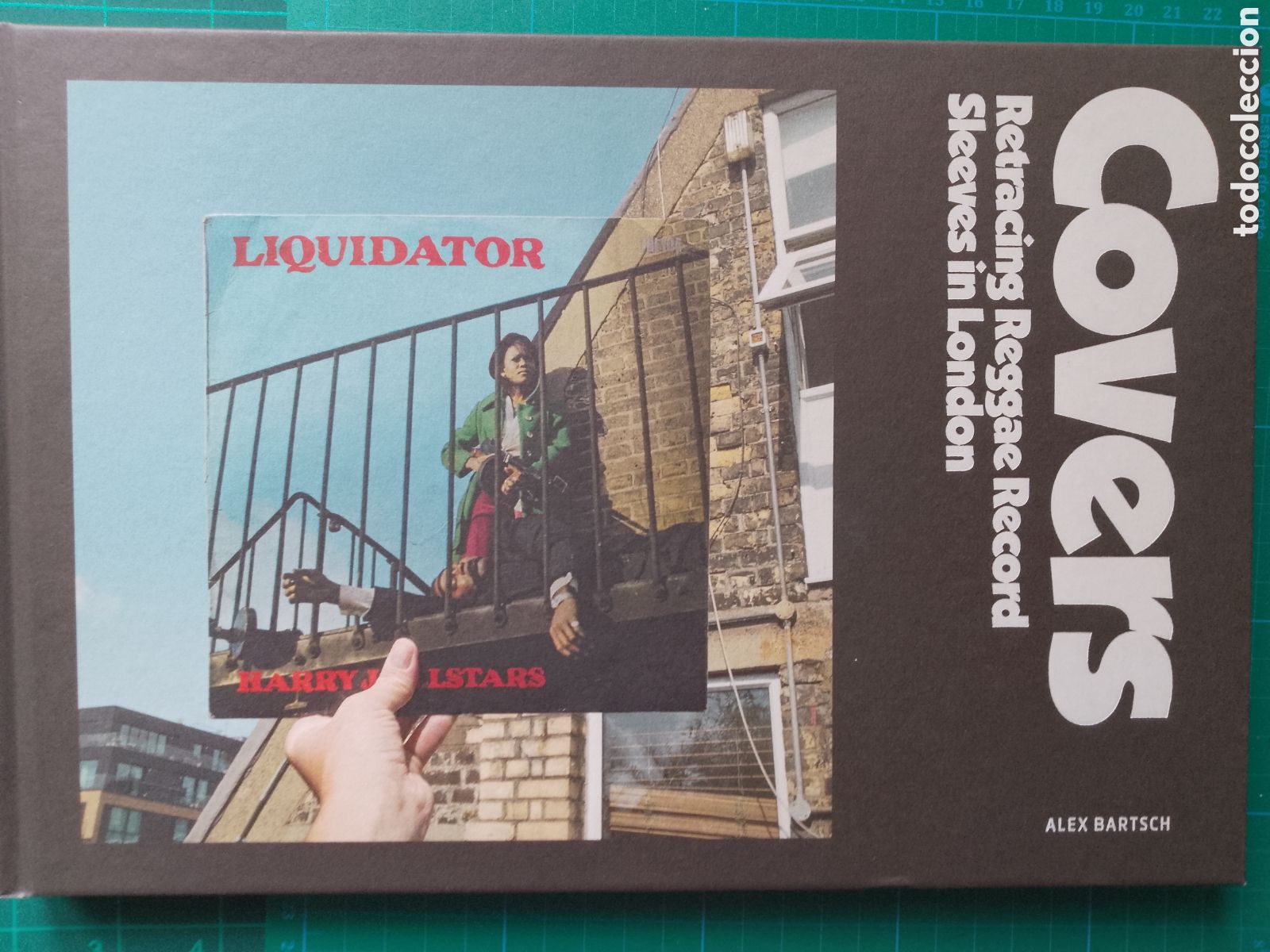 Cat&aacute;logos de m&uacute;sica: Covers - Retracing Reggae Record Sleeves in London Book - Alex Bartsch