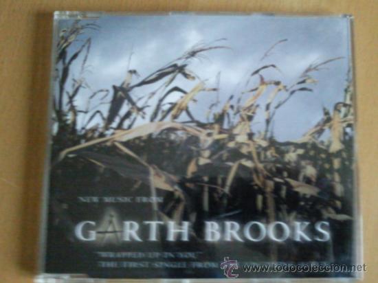 CDs de m&uacute;sica: GARTH BROOKS - WRAPPED UP IN YOU- CD SINGLE - Foto 1