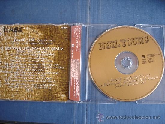 CDs de m&uacute;sica: NEIL YOUNG  RAZOR LOVE CD SINGLE + 1 - Foto 2