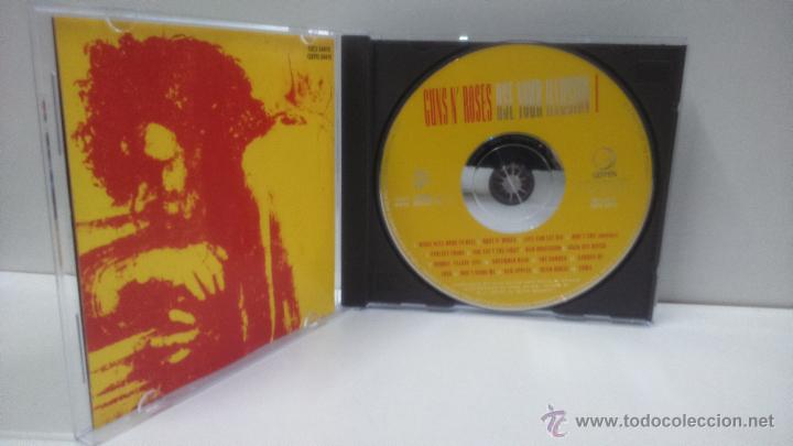 CDs de m&uacute;sica: CD GUNS AND ROSES. USE YOUR ILUSION - Foto 4
