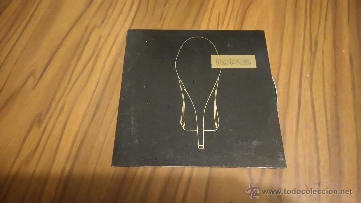 Music CDs: BLACKDABELSINGLES. DRESS FOR EXCESS. MAYBE ROAD. CD PROMOCIONAL EN CART&Oacute;N. BUEN ESTADO