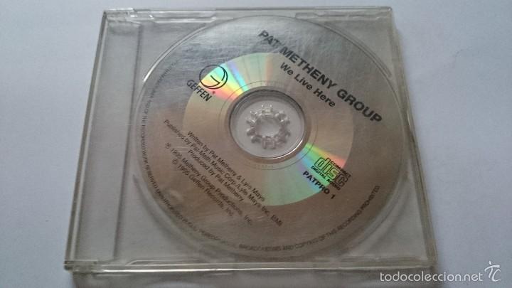 CDs de m&uacute;sica: PAT METHENY GROUP - WE LIVE HERE (CD SINGLE 1995) - Foto 1