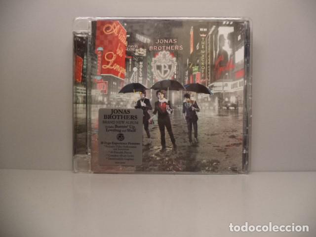 CDs de m&uacute;sica: JONAS BROTHERS - A LITTLE BIT LONGER - Foto 1