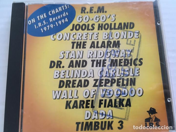 CDs de m&uacute;sica: CD REM-ON THE CHARTS- - Foto 1