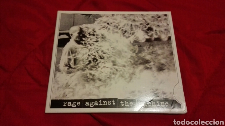 CDs de m&uacute;sica: CD DE RAGE AGAINST THE MACHINE - Foto 1