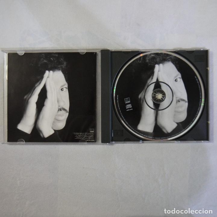 CDs de m&uacute;sica: LIONEL RICHIE - BACK TO FRONT - CD 1992 - Foto 2