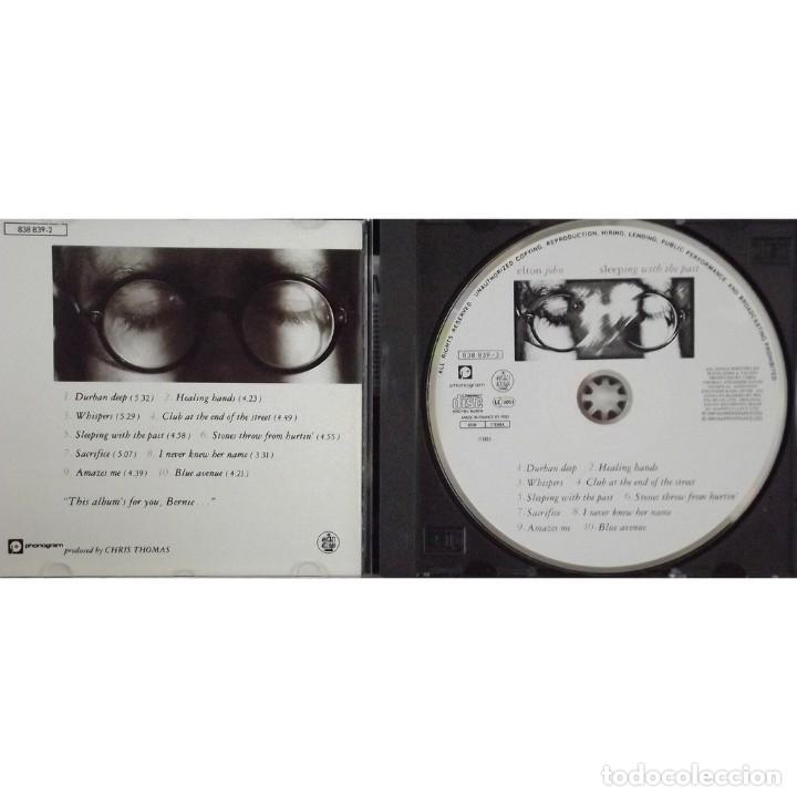 CDs de m&uacute;sica: ELTON JOHN SLEEPING WITH THE PAST COMO NUEVO. - Foto 2