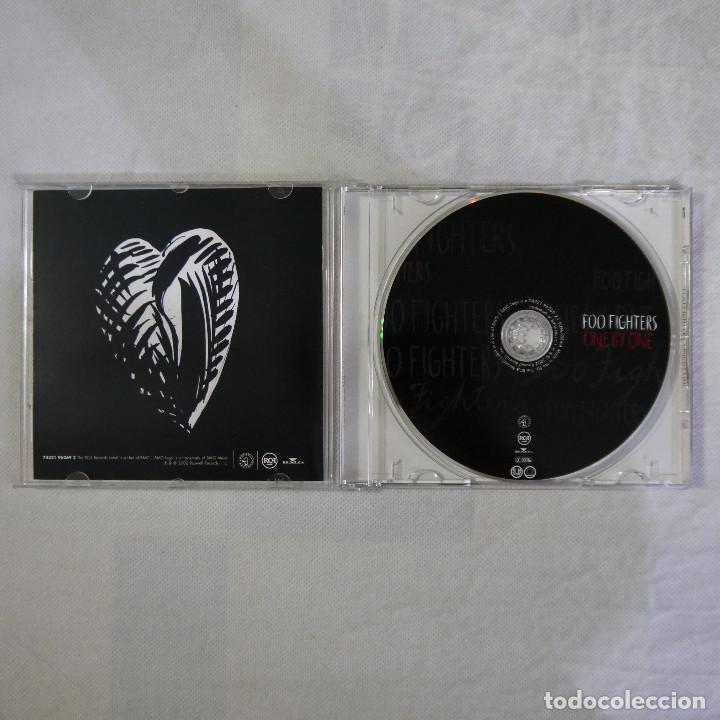 CDs de m&uacute;sica: FOO FIGHTERS - ONE BY ONE - CD 2002 - Foto 2