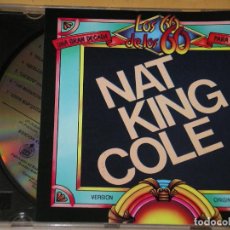 CDs de Música: NAT KING COLE, EN ESPAÑOL, LOS 60, UNA GRAN DECADA PARA RECORDAR, CD HISPAVOX 1993, EXCELENTE ESTADO. Lote 133359530
