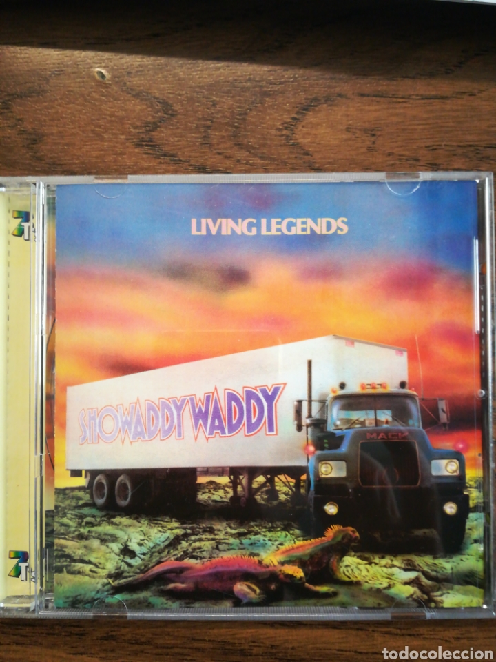 CDs de m&uacute;sica: Living Legends. Showaddy Waddy - Foto 1