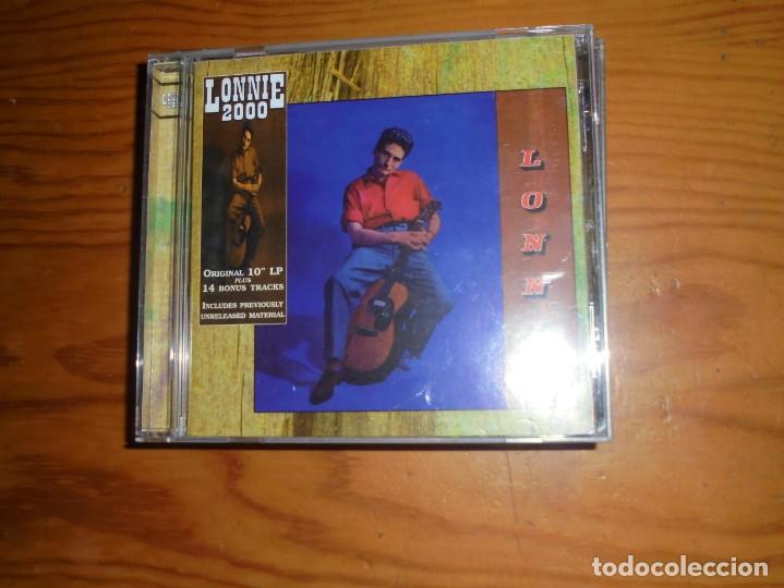 CDs de m&uacute;sica: LONNIE DONEGAN. LONNIE....PLUS. CASTLE , 2000. CD. IMPECABLE. (#) - Foto 1