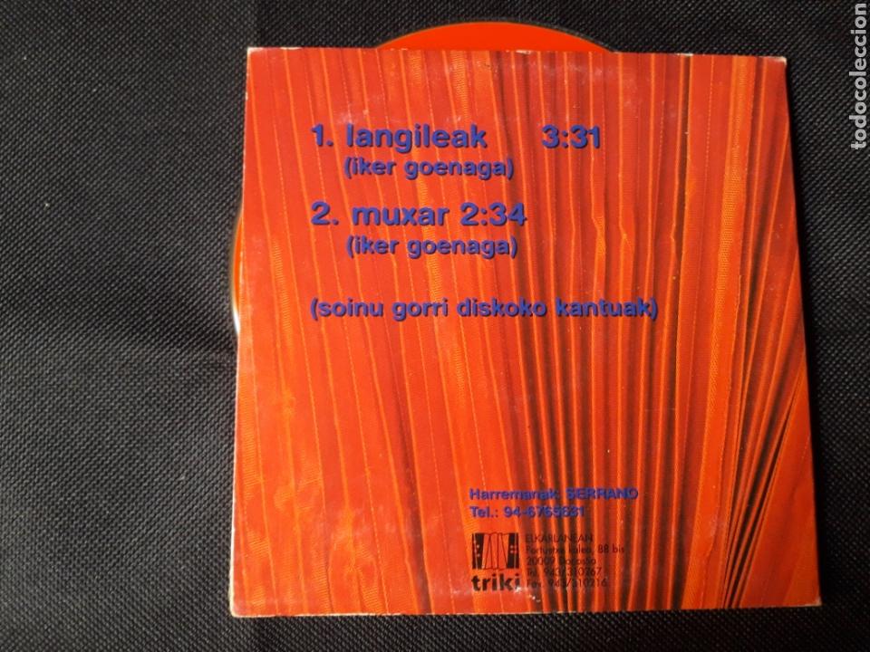 CDs de m&uacute;sica: Iker Goenaga - CD single Langileak (pop Euskadi) - Foto 2