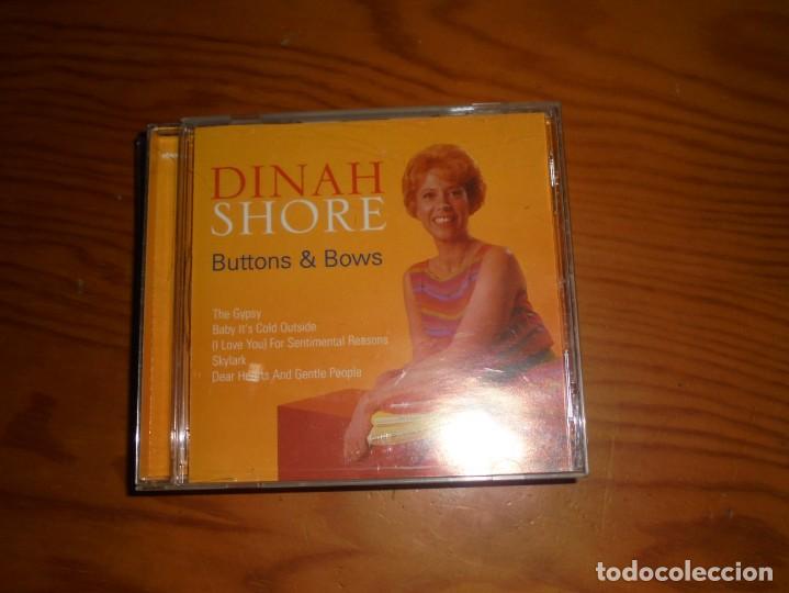 CDs de m&uacute;sica: DINAH  SHORE.  BUTTONS & BOWS. MCPS, 2002. CD - Foto 1