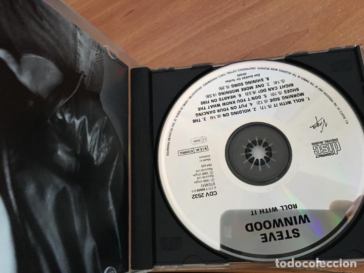 CDs de m&uacute;sica: STEVE WINWOOD (ROLL WITH IT) CD 8 TRACK (CDIM3) - Foto 2