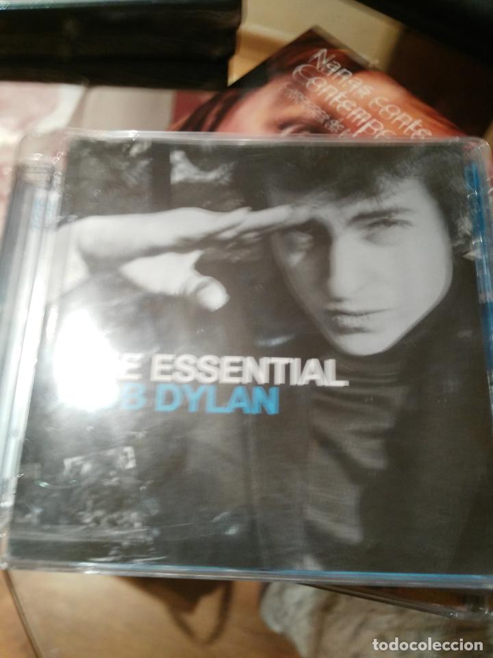 CDs de m&uacute;sica: The essential bob dylan - Foto 1