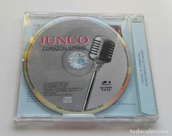 CDs de m&uacute;sica: JUNCO CORAZ&Oacute;N GITANO CD SINGLE PROMO 2000 A MI MANERA - Foto 2