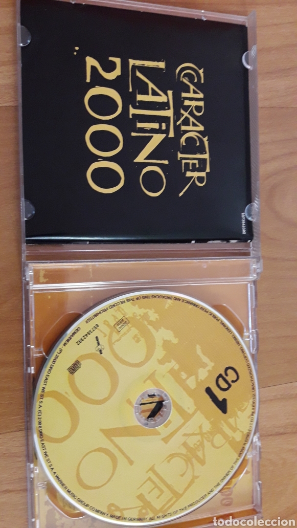 CDs de m&uacute;sica: CAR&Aacute;CTER LATINO 2000. DOBLE CD - Foto 2