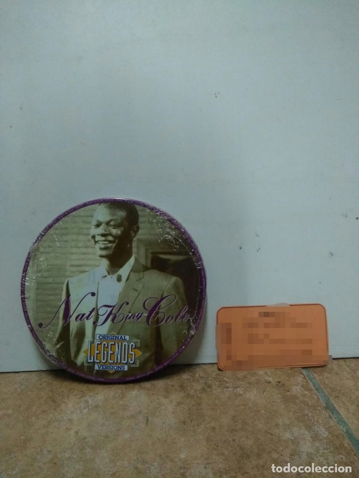 CDs de m&uacute;sica: CD original Legends Nat King - Foto 1