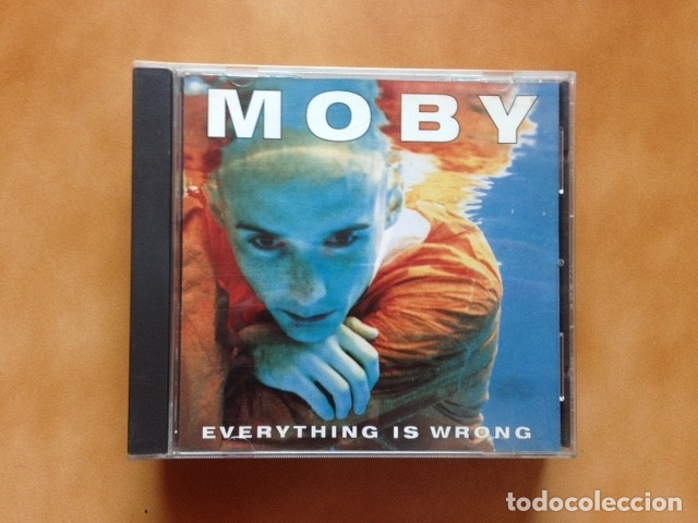 CDs de m&uacute;sica: CD - MOBY - EVERYTHING IS WRONG - Foto 1