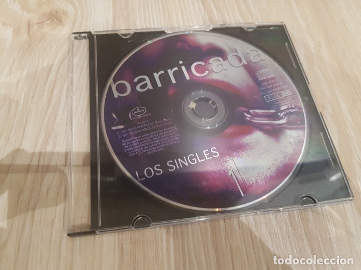 CDs de m&uacute;sica: CD BARRICADA LOS SINGLES DISCO 1 - Foto 1