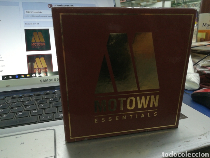 CDs de m&uacute;sica: Motown essentials caja box con 8 cds + libreto - Foto 1