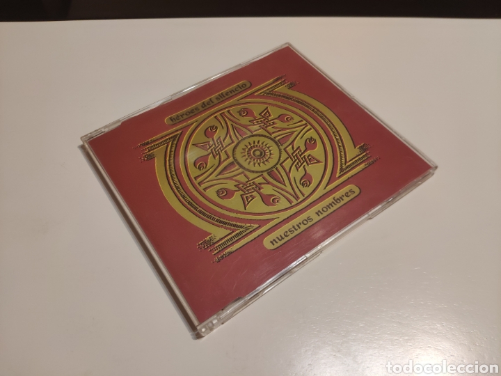 CDs de m&uacute;sica: Nuestros nombres. H&eacute;roes del silencio - Foto 1
