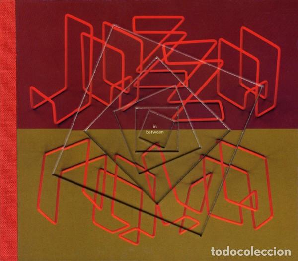 CDs de m&uacute;sica: JAZZANOVA. IN BETWEEN. ACID JAZZ. COMPOST RECORDS 2002. - Foto 1