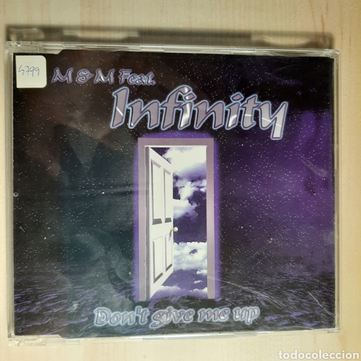 CDs de m&uacute;sica: M&M Feat. Infinity / Dont vive me up - Foto 1