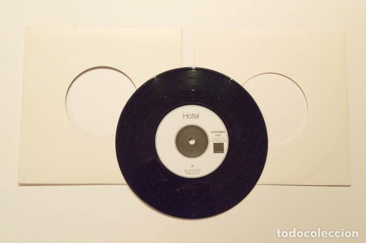 CDs de m&uacute;sica: HOTEL SINGLE EL DIVAN DE LOS PERDIDOS - Foto 1
