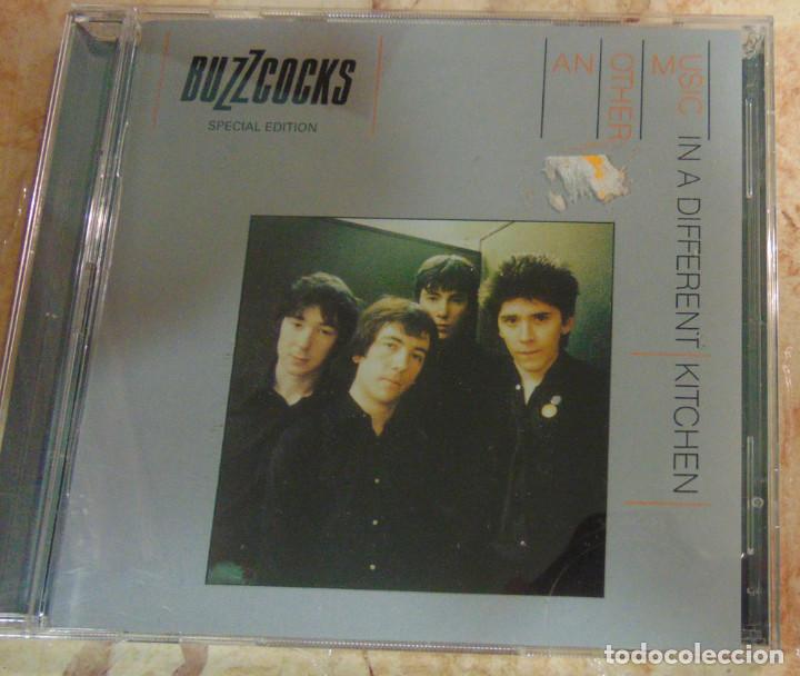 CDs de m&uacute;sica: Buzzcocks &lrm;&ndash; Another Music In A Different Kitchen - DOBLE CD 2013 - Foto 1