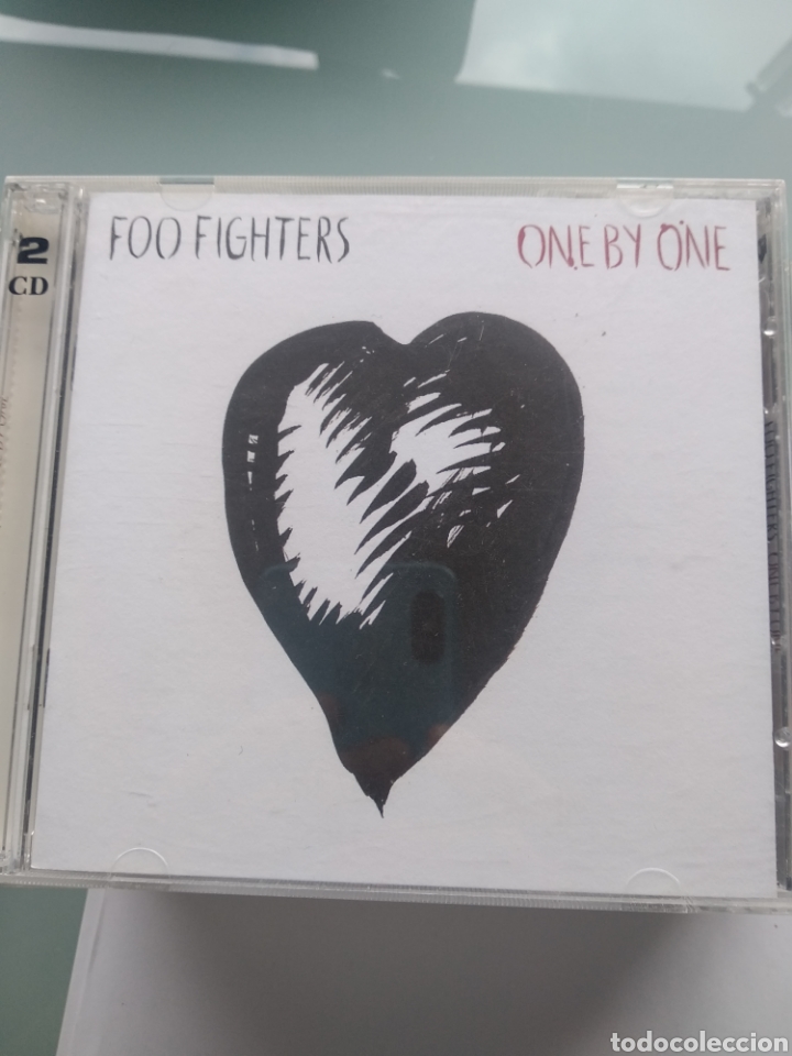 CDs de m&uacute;sica: Foo Fighters &lrm;&ndash; One By One (CD+DVD) - Foto 1