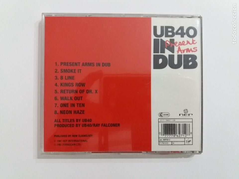 CDs de m&uacute;sica: CD UB40. PRESENT ARMS IN DUB. VIRGIN. 1981. - Foto 2