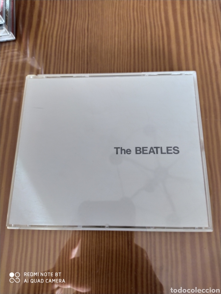CDs de m&uacute;sica: Doble cd BEATLES - Foto 1