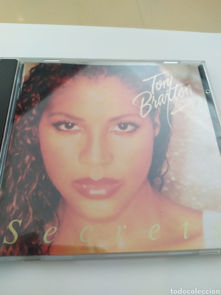 CDs de m&uacute;sica: Tony Braxton / secrets / cd original - Foto 1